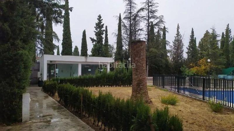 Foto 2afcfee3-b750-45c6-908b-22f44ec51c25. Edificio en calle eolo 1 en Albolote