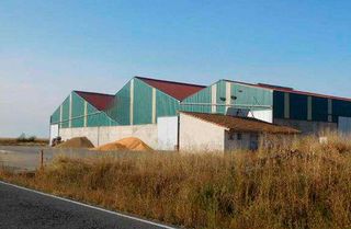 Area edificabile industriale in Calle bustillo 8