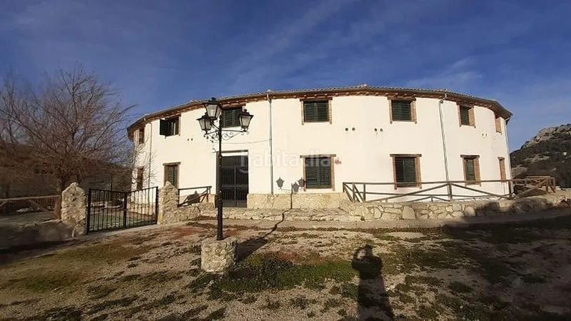 Foto c08a173f-45db-46d9-b21f-9bf4835195af. Edificio in Torres