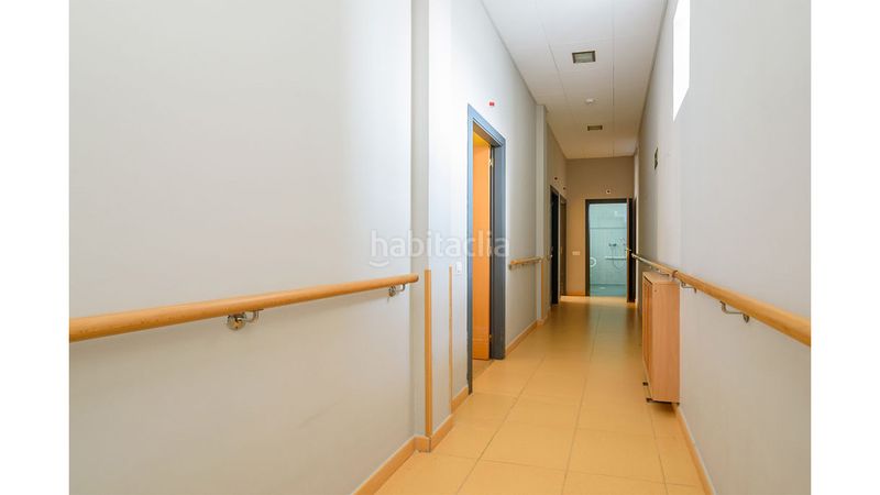 Foto a0a78cf0-ea3b-4fc3-862f-534e91d74a77. Edificio in Proaza