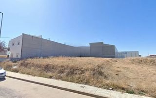 Gewerbliches Grundstück in Castellanos de Moriscos
