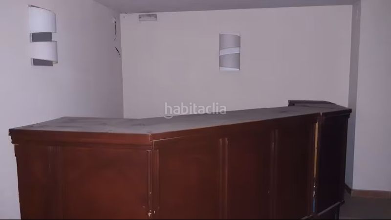 Foto da305238-496e-4ea9-9284-88fa246ef6d4. Edificio en calle sevilla 60 en Bailén
