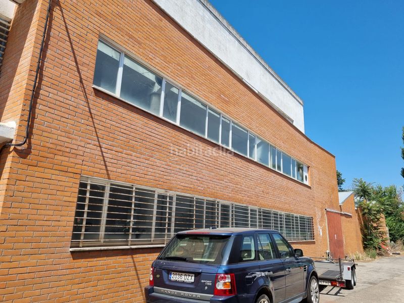 Foto 400cc5f6-7cc1-4829-9cbc-9b849e79bf04. Nau industrial a Cabrerizos