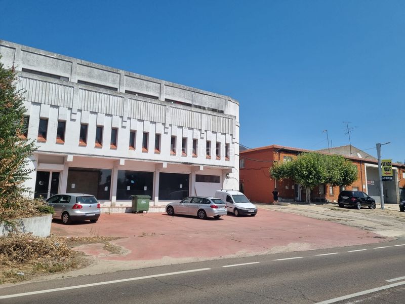 Foto cfbcf4af-d5d6-46b7-92ab-d76330c3dcbf. Nau industrial a Cabrerizos