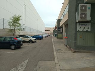 Industrial building in Calle de la resina 35 u