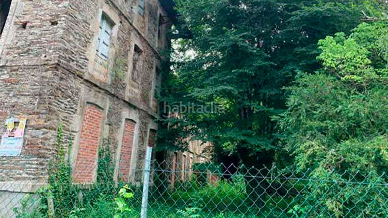 Foto cfeed35e-063b-4ee9-bba4-643db7d4eb9c. Edificio en lugar a ferreria 3 en Incio (O)