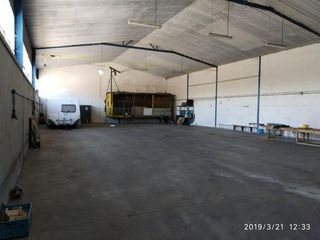 Rent Industrial building in Sa-804 6