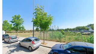 Terreny residencial a Carrer de Caterina Albert 1B