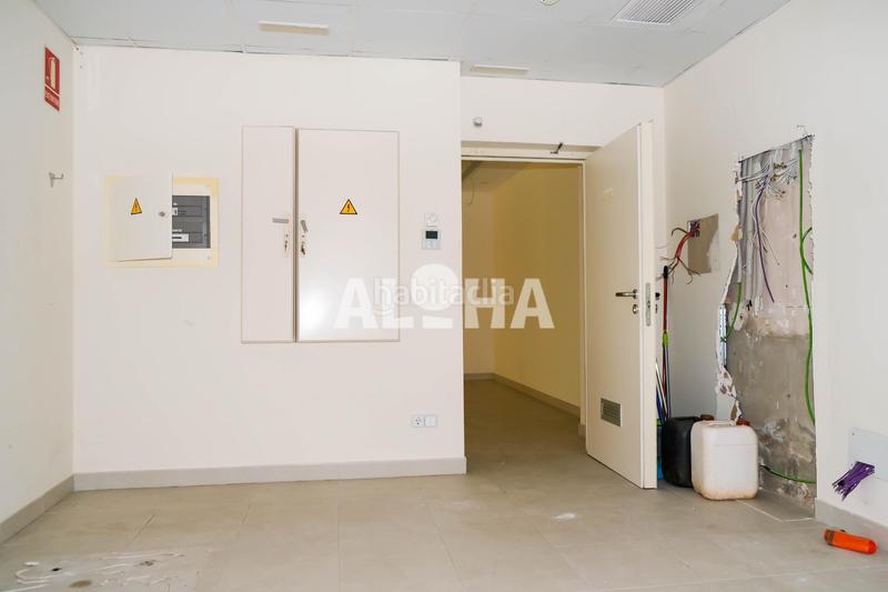 Foto 0ea62f64-ff70-4dc7-9ffa-168b146c2aff. Rent business premise in Moncada