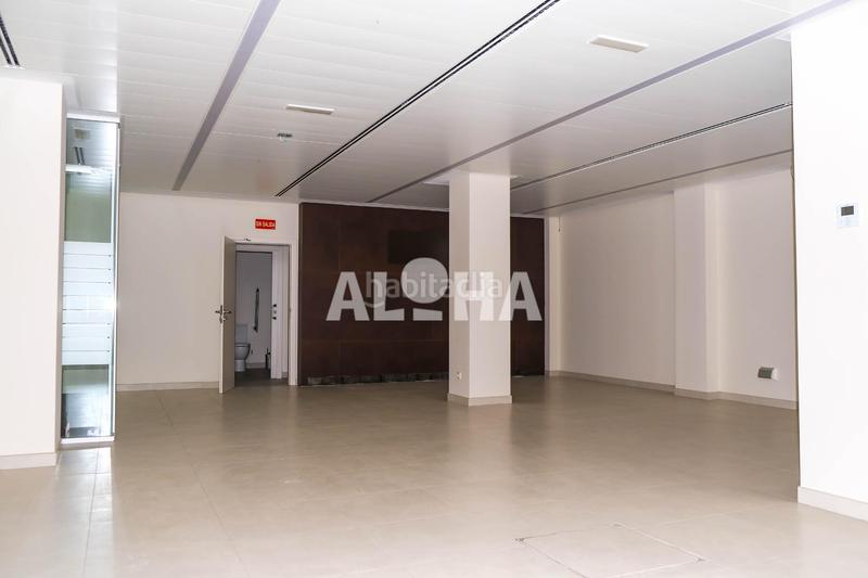 Foto 20382df0-3c92-45b9-8ff9-d5cbc776d465. Rent business premise in Moncada