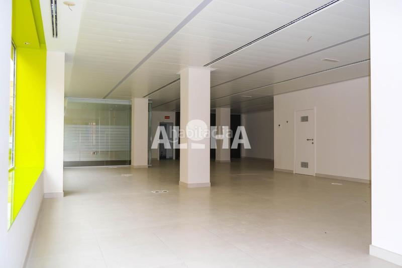 Foto 69380e3f-b5ab-4ded-9c79-98e8a511d39e. Rent business premise in Moncada