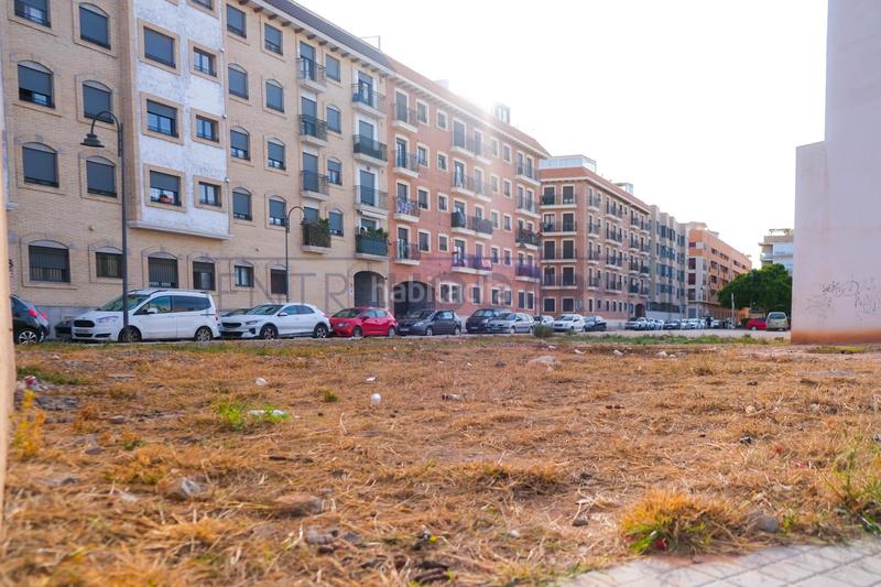 Foto 50c44803-11d5-4940-807c-f8b702ea4759. Residential plot in Meliana