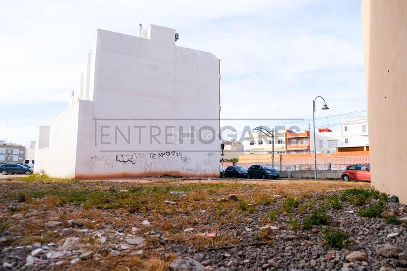 Foto ba1663e0-ea1e-4da2-bcb6-379860c5806a. Residential plot in Meliana