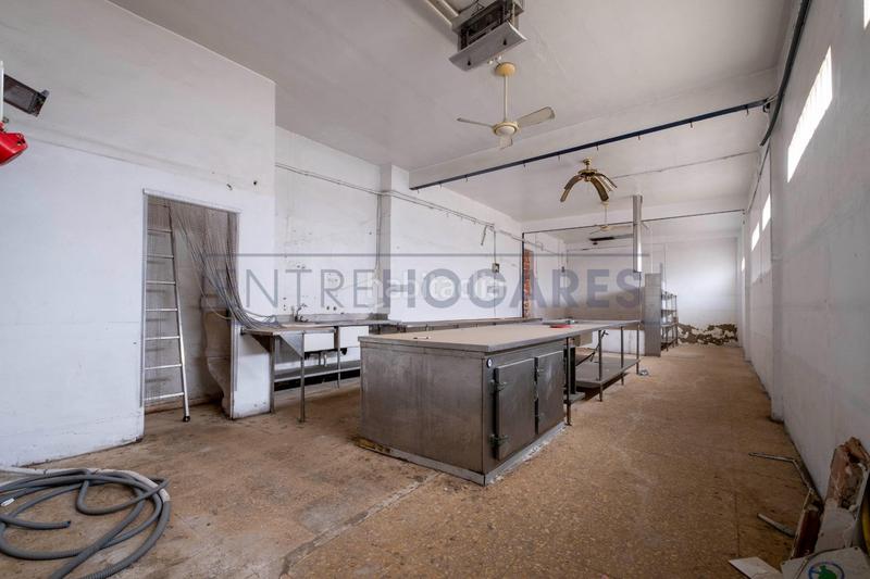 Foto 722f4095-ab98-4345-806c-590c8bf59359. Business premise in Picassent