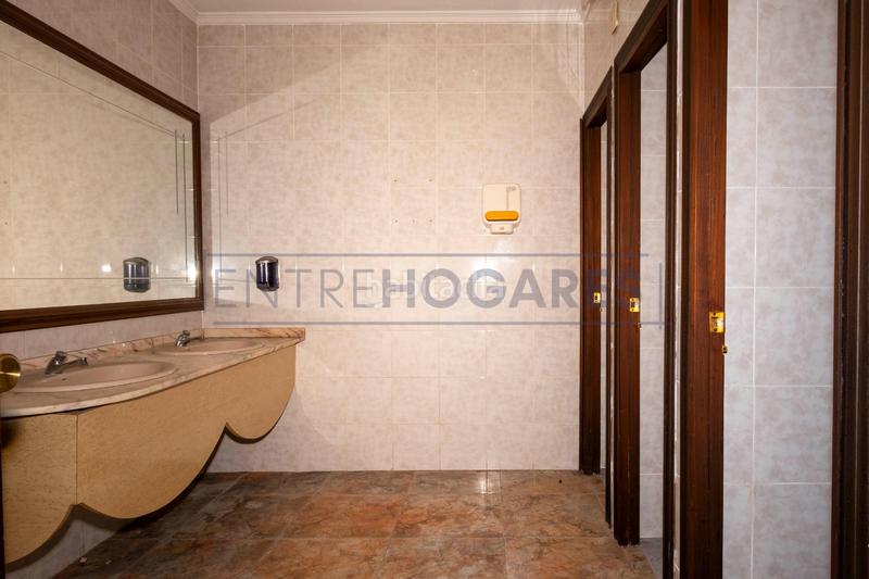 Foto e59500bf-0cf6-484f-8ade-d18a810c5da6. Business premise in Picassent