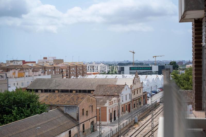 Foto ecfa31b6-72bb-4c33-b3f4-8178231cdc10. Rent apartment in Moncada