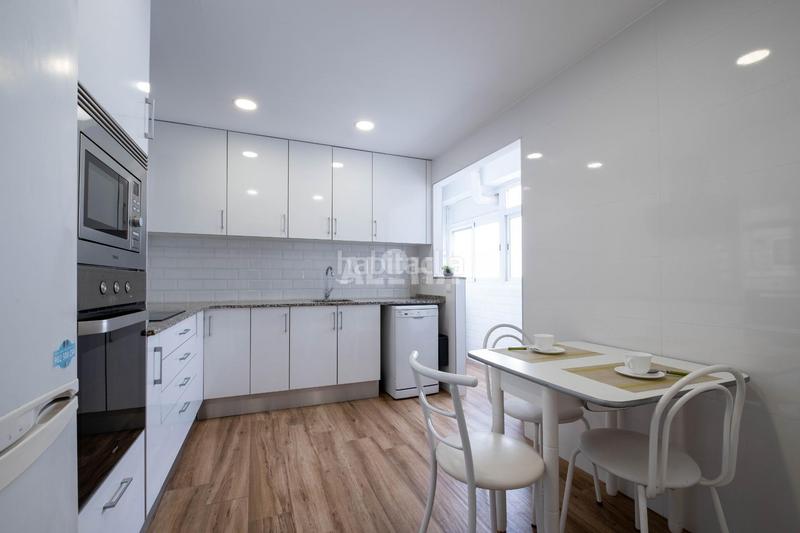 Foto f9a77a73-8719-405b-a468-6a5479b56345. Rent apartment in Moncada