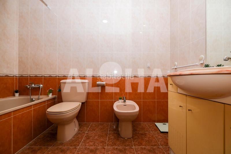 Foto 0aa34bf6-2680-4a4e-b035-9e0d3e2f90d5. Rent apartment with heating parking in Moncada