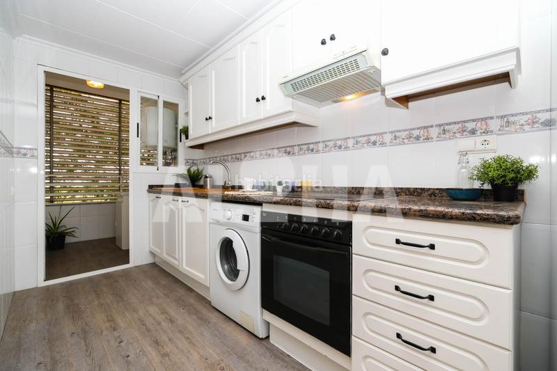 Foto 745e81df-92b5-407d-bfbd-d30036cbba46. Rent apartment with heating parking in Moncada