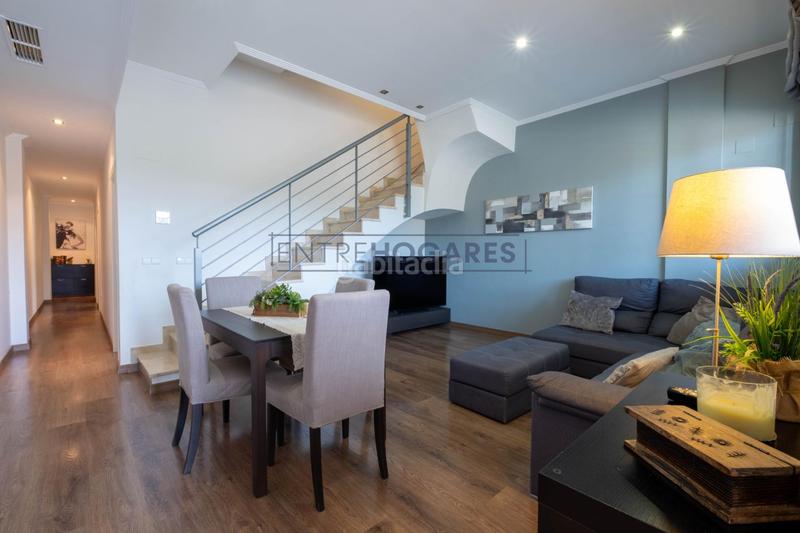 Foto 2455b1d9-6a8c-4ee6-a498-de69cb045c87. Attique avec chauffage parking piscine dans La Loma-Las Lomas Náquera