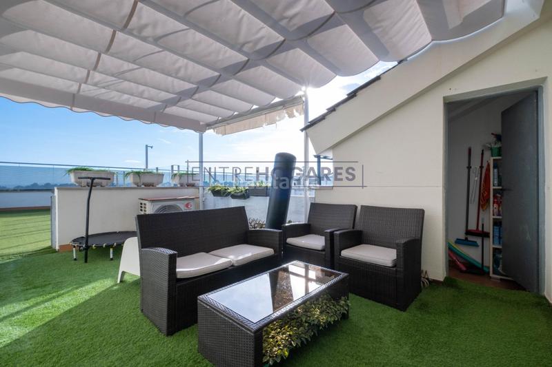 Foto 7fe45a29-4eb5-4fb5-a328-2919577f16e2. Attique avec chauffage parking piscine dans La Loma-Las Lomas Náquera