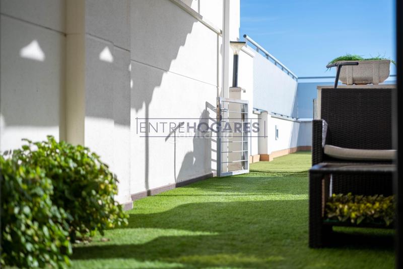 Foto 8ef411f0-43bb-4810-8dd9-6fc1975603be. Attique avec chauffage parking piscine dans La Loma-Las Lomas Náquera