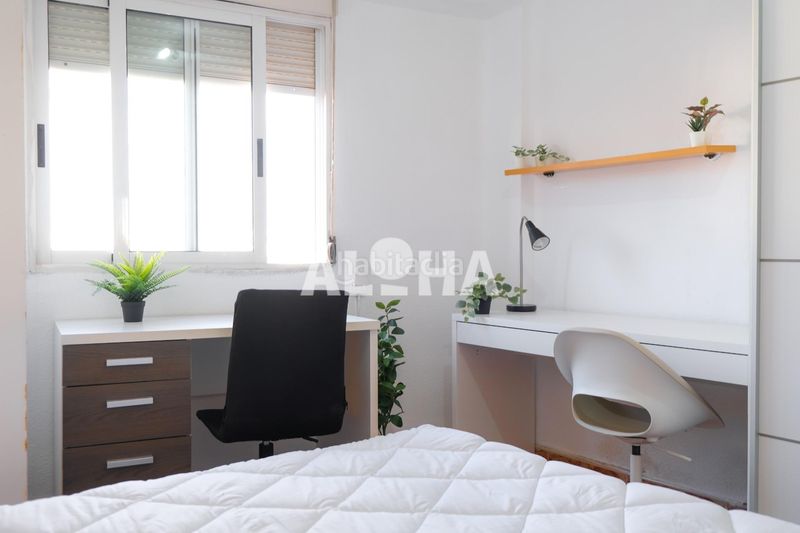 Foto c120228a-b806-49d0-bdca-6b4ab64abe39. Rent flat in Moncada