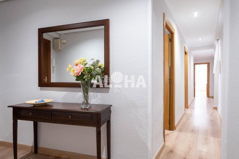 Foto b6dc6dfe-5d66-41cc-ae4d-05834c3b6f50. Location appartement dans Moncada