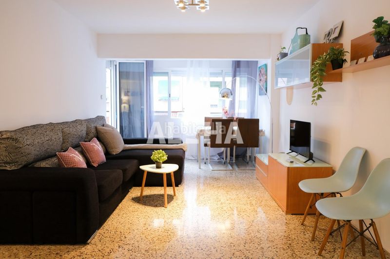 Foto bf8dc4a0-5d14-46cc-bd1b-5dc0683f0129. Lloguer apartament amb aparcament a Moncada