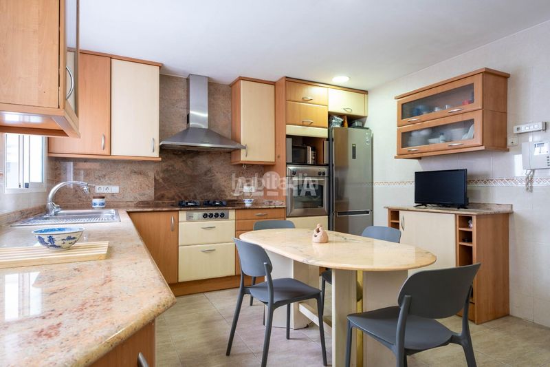 Foto 2e7a9c18-7369-4c7a-b024-cc2029482df5. Rent flat with heating in Gran Via Valencia