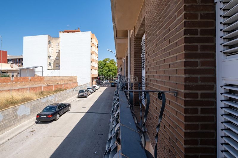 Foto e3b50e7e-cbf1-40c3-8547-2297f5a62a6e. Lloguer àtic amb aparcament a Moncada