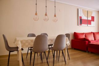 Location Appartement  Calle colon. Alquiler para estudiantes. disponible a partir del 15 de agosto