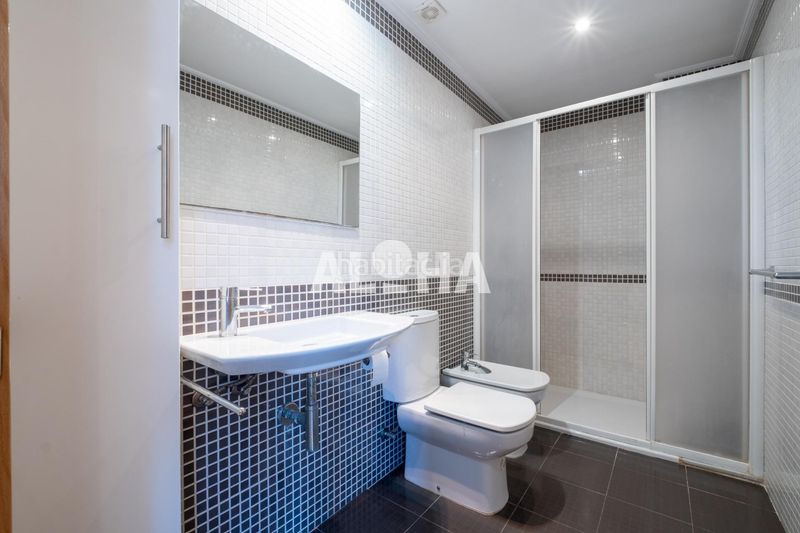 Foto e31132b1-8534-4d25-a8e3-d2b7c2bf0ecf. Lloguer apartament amb calefacció a Moncada