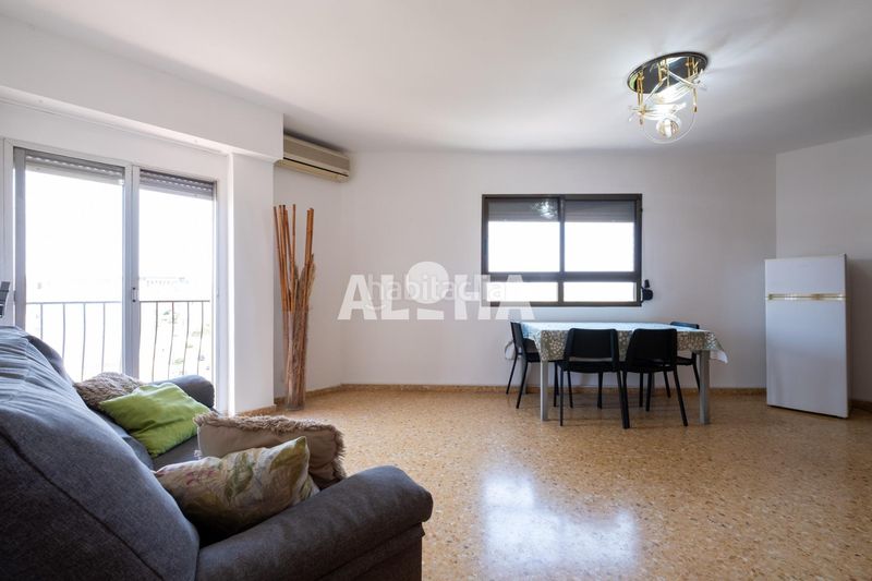 Foto 98082f60-86e0-41a8-b94f-4136745eaf23. Lloguer apartament a Moncada