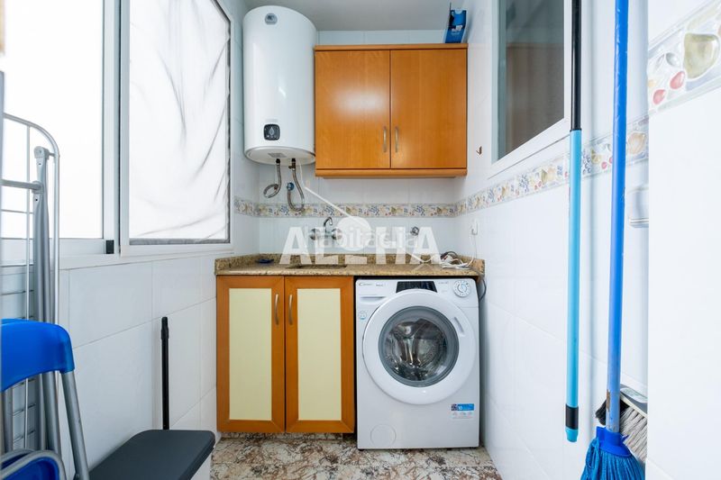 Foto 701a3f4c-4efe-4716-8ef9-60aee21dda9b. Rent flat in Moncada