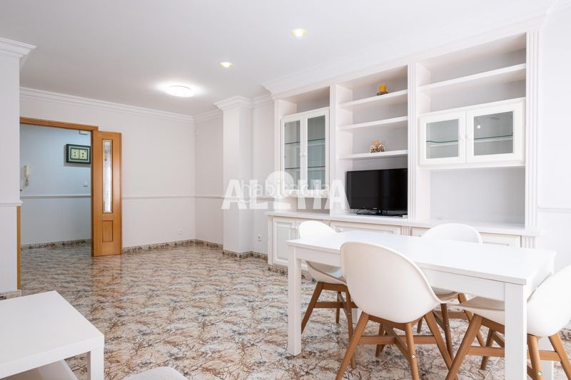 Foto 7672ae90-89e3-4841-872a-908015c51d75. Rent flat in Moncada