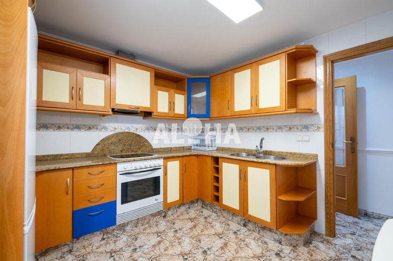 Foto 980aea4b-9983-4843-88ab-4e935ac9b720. Rent flat in Moncada