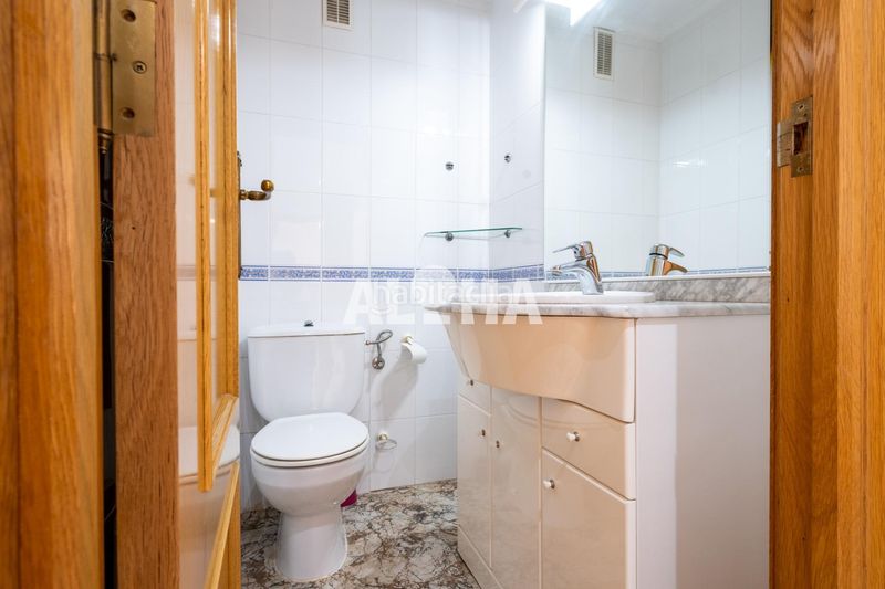 Foto cdca873f-afb5-4580-9258-87a8c9339072. Rent flat in Moncada
