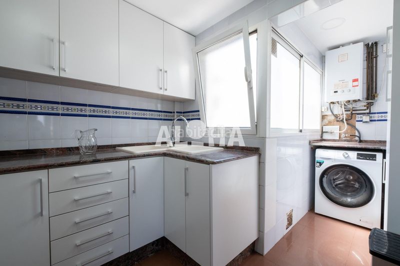 Foto 6a445c90-2086-4fe3-a540-f9c163e10750. Miete appartement in Moncada