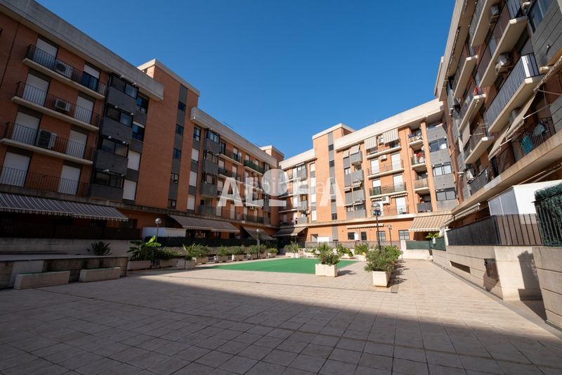 Foto 91ef9923-5057-4e52-a973-7405b3f544b8. Location appartement avec parking piscine dans Moncada