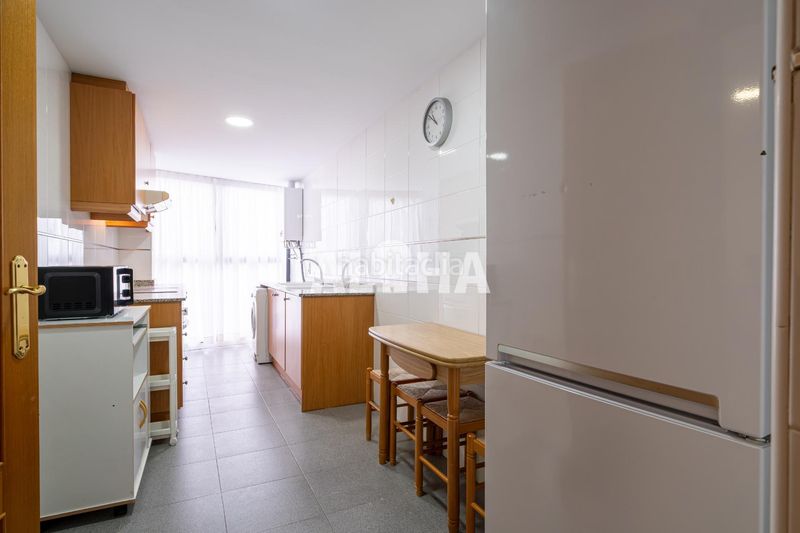 Foto 818873d0-89c3-40f3-aeec-65bffc1f686b. Lloguer apartament amb aparcament a Moncada