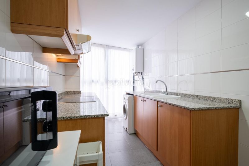Foto 946eee8d-86ba-460b-96af-6a1c7b020d83. Location appartement avec parking dans Moncada