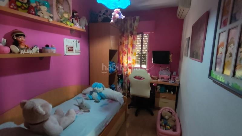 Foto f87a066d-7689-4050-8fef-b850c8a40d3f. Casa adossada amb aparcament a Plaza de la Luz Ejido (El)
