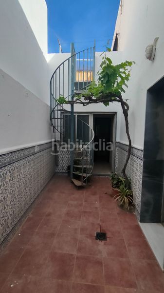 Foto 975457c5-5e29-42c1-9673-01f0f691834a. Casa adossada amb xemeneia aparcament a Ejido Norte Ejido (El)