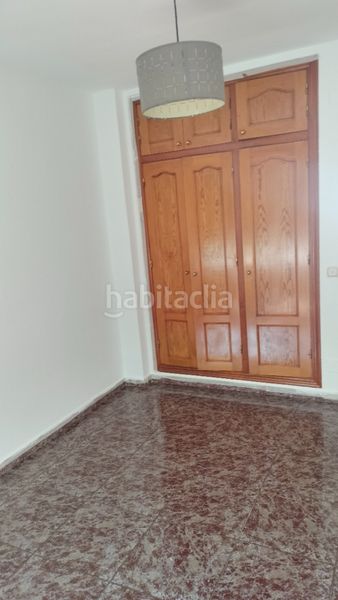 Foto b60dd393-a321-4a30-b10e-f42623b74aa1. Casa adossada amb xemeneia aparcament a Ejido Norte Ejido (El)