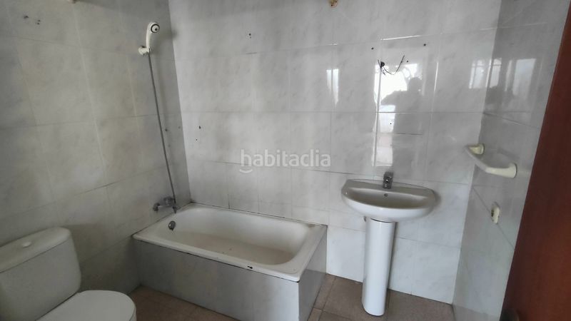 Foto c905cbf0-70f0-4c24-96f8-613d329639cc. Casa adossada amb xemeneia aparcament a Ejido Norte Ejido (El)