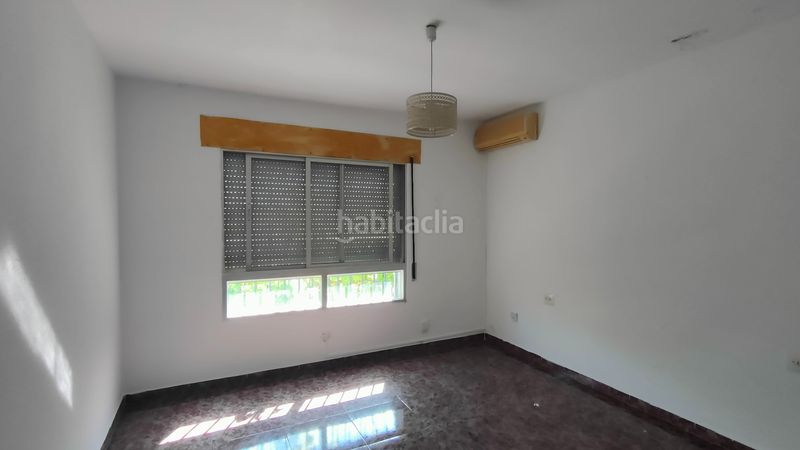 Foto d2cbb31d-956f-45cb-badb-3b50dd882bc2. Casa adossada amb xemeneia aparcament a Ejido Norte Ejido (El)