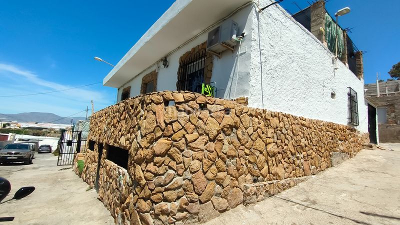 Foto 6362d7ee-4058-4028-b0a3-24ac8c579343. Casa adosada en Balerma Ejido (El)
