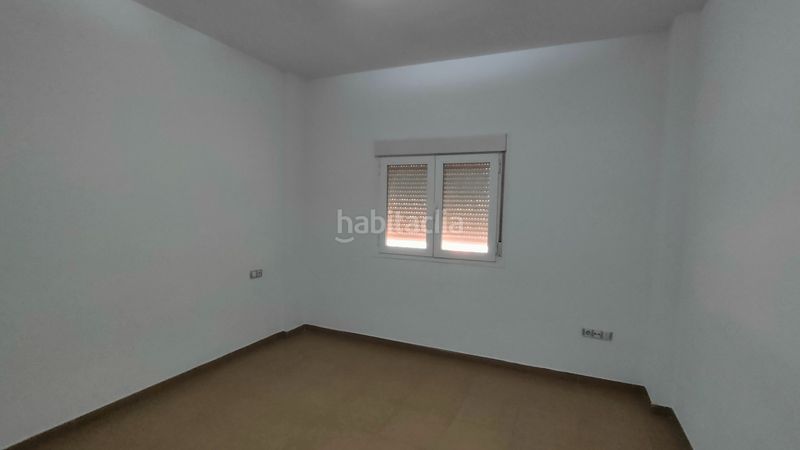Foto ad1d48a7-4f75-47d7-8d01-9a8e154f9e7d. Pis amb aparcament a Pabellón - Estación - El Corte Inglés Ejido (El)