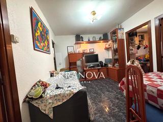Appartement à Carrer dels pins 11
